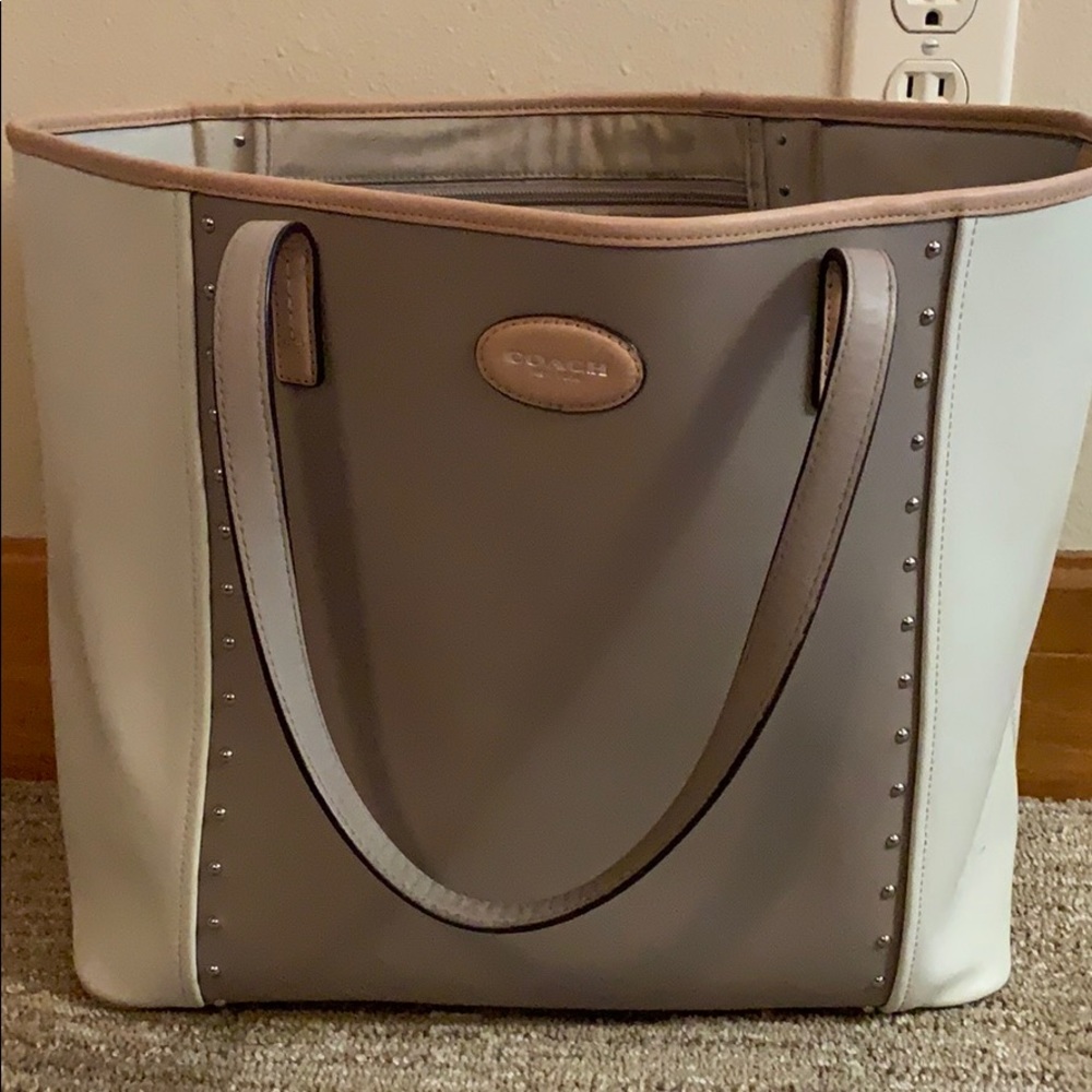 Coach shoulder bag